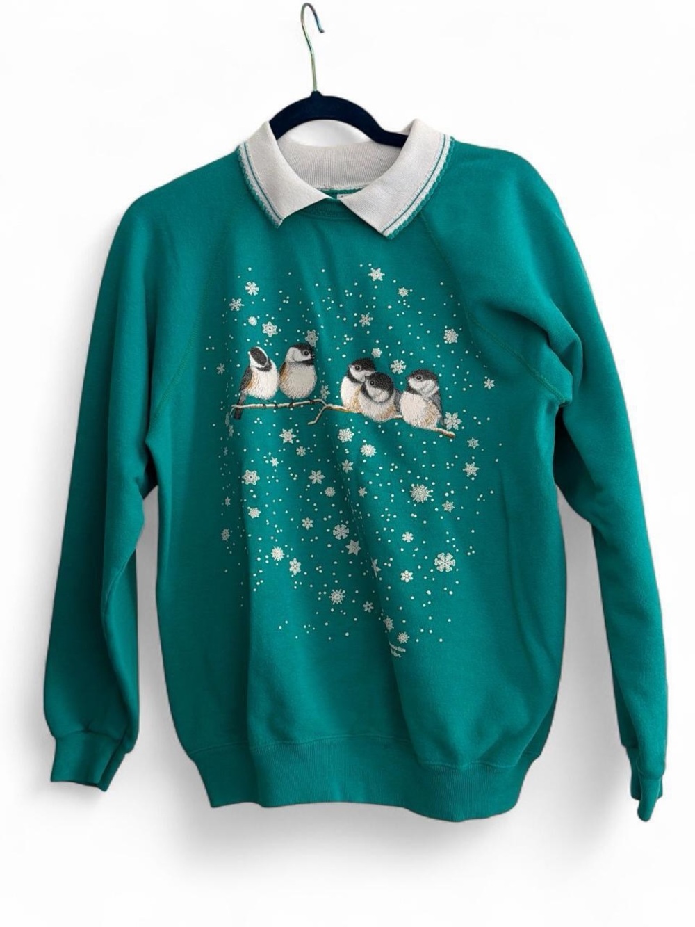 Vintage Hanes Teal Crewneck Sweater with Bird & Snowflake Motif size L